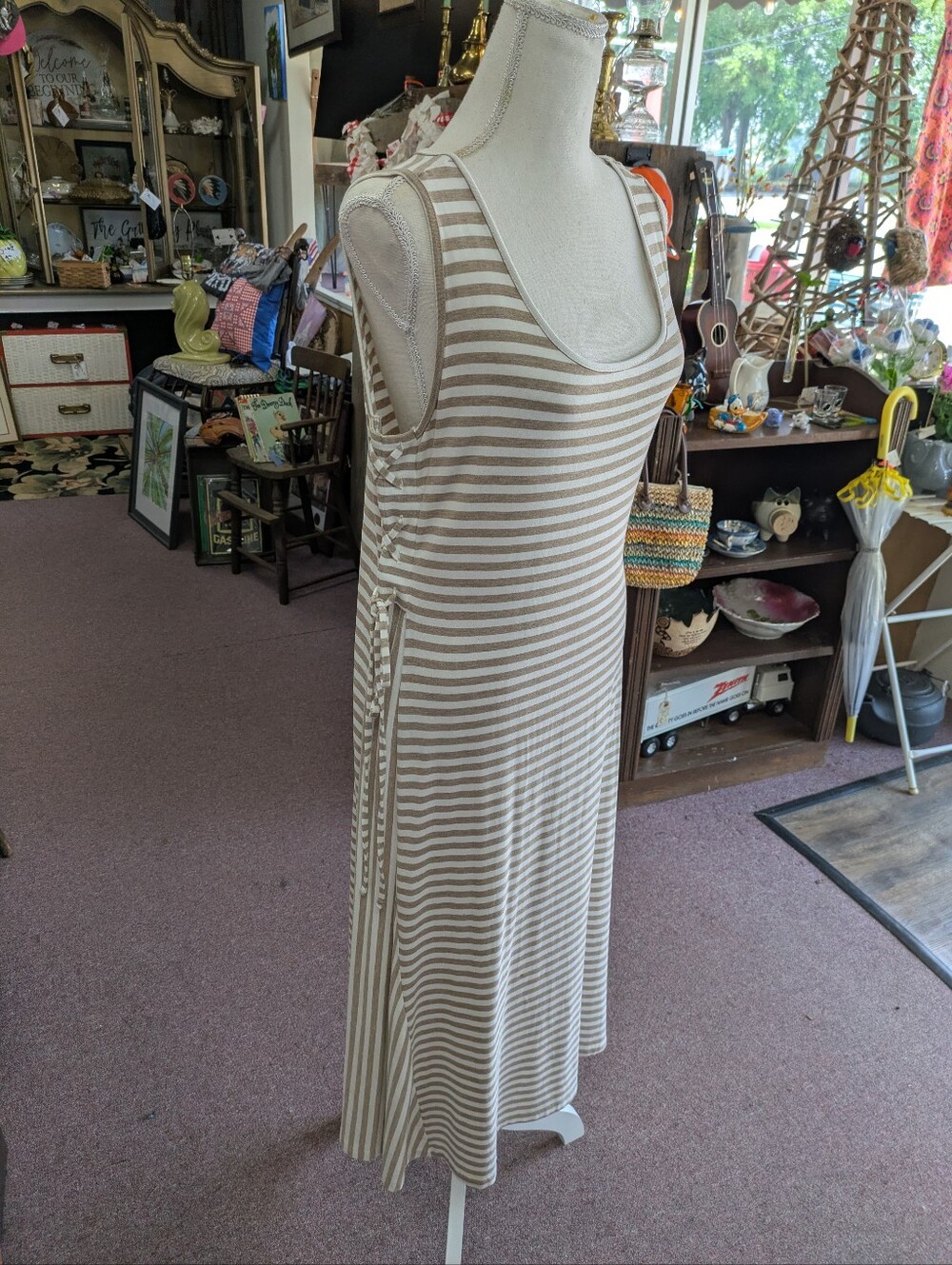 Like New Chicos Sleeveless Striped Scoop-Neck Maxi Dress - Beige/White